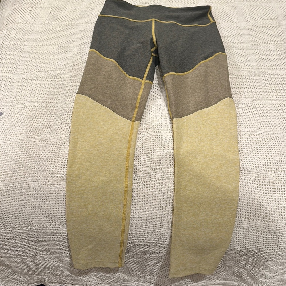 Outdoor Voices Leggings